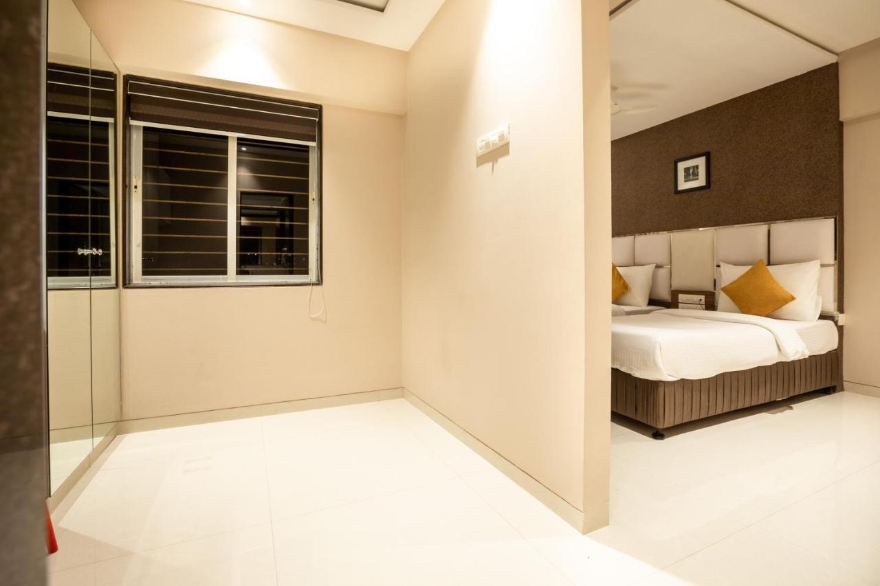 Hotel Pacific Residency - Andheri Mumbai Ngoại thất bức ảnh