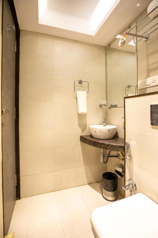 Hotel Pacific Residency - Andheri Mumbai Ngoại thất bức ảnh
