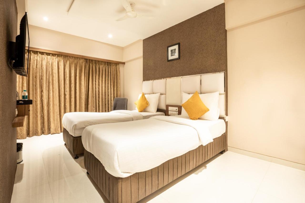 Hotel Pacific Residency - Andheri Mumbai Ngoại thất bức ảnh