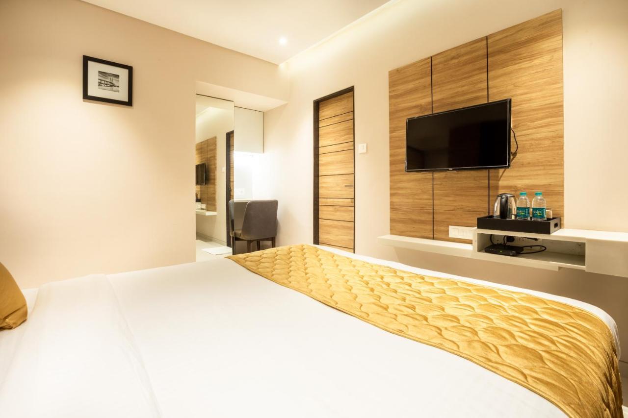 Hotel Pacific Residency - Andheri Mumbai Ngoại thất bức ảnh