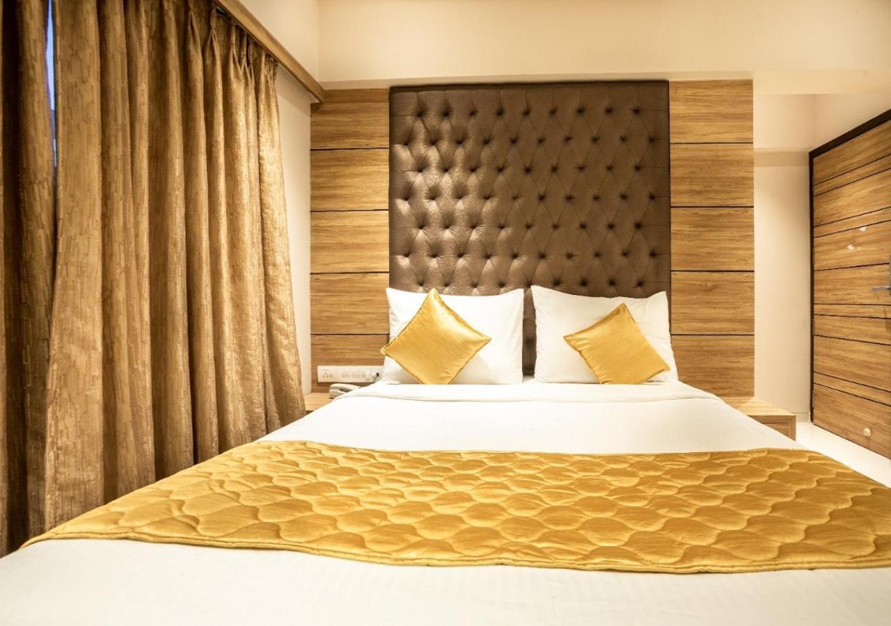 Hotel Pacific Residency - Andheri Mumbai Ngoại thất bức ảnh
